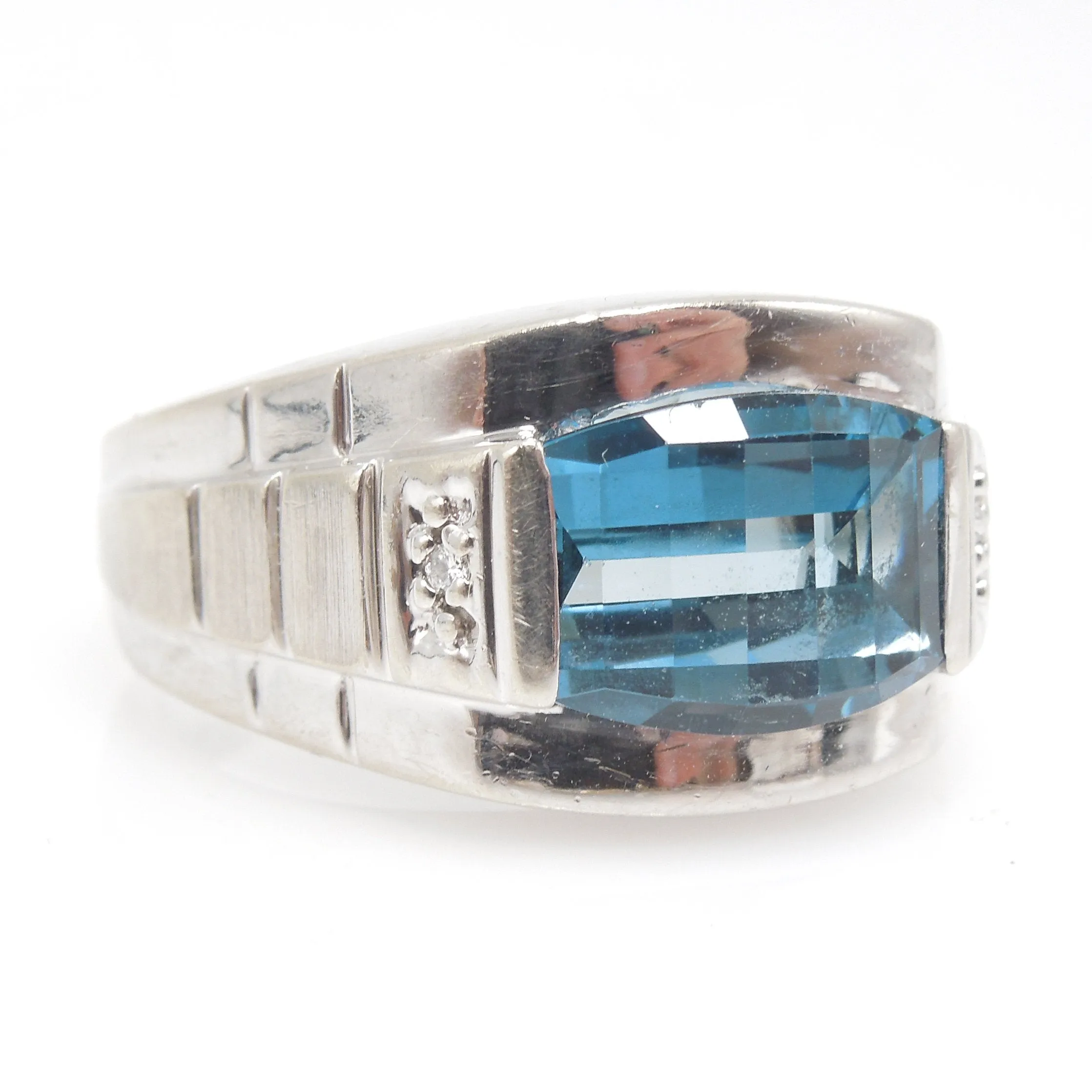 10K White Gold & Barrel Cut London Blue Topaz Man's Ring with Diamonds