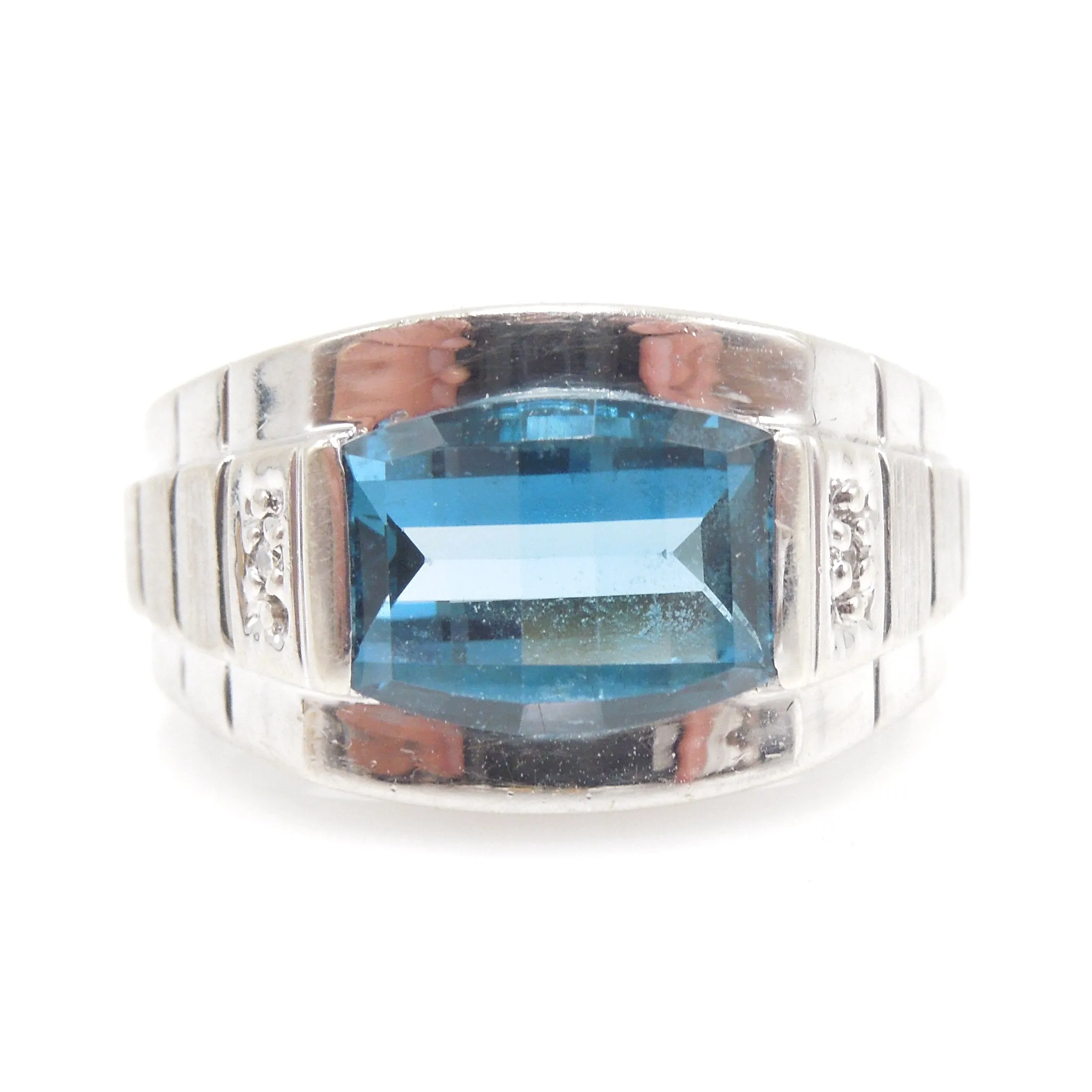 10K White Gold & Barrel Cut London Blue Topaz Man's Ring with Diamonds