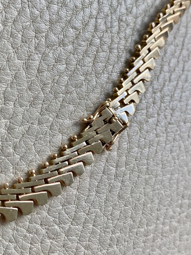 1971 Winged Brick Link Flat Lay Collar Necklace in 14k Gold - Finnish Vintage - 18 inch length