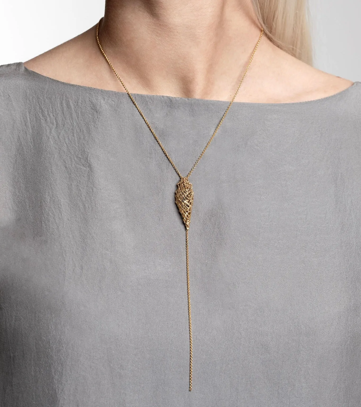 ALVÖR necklace