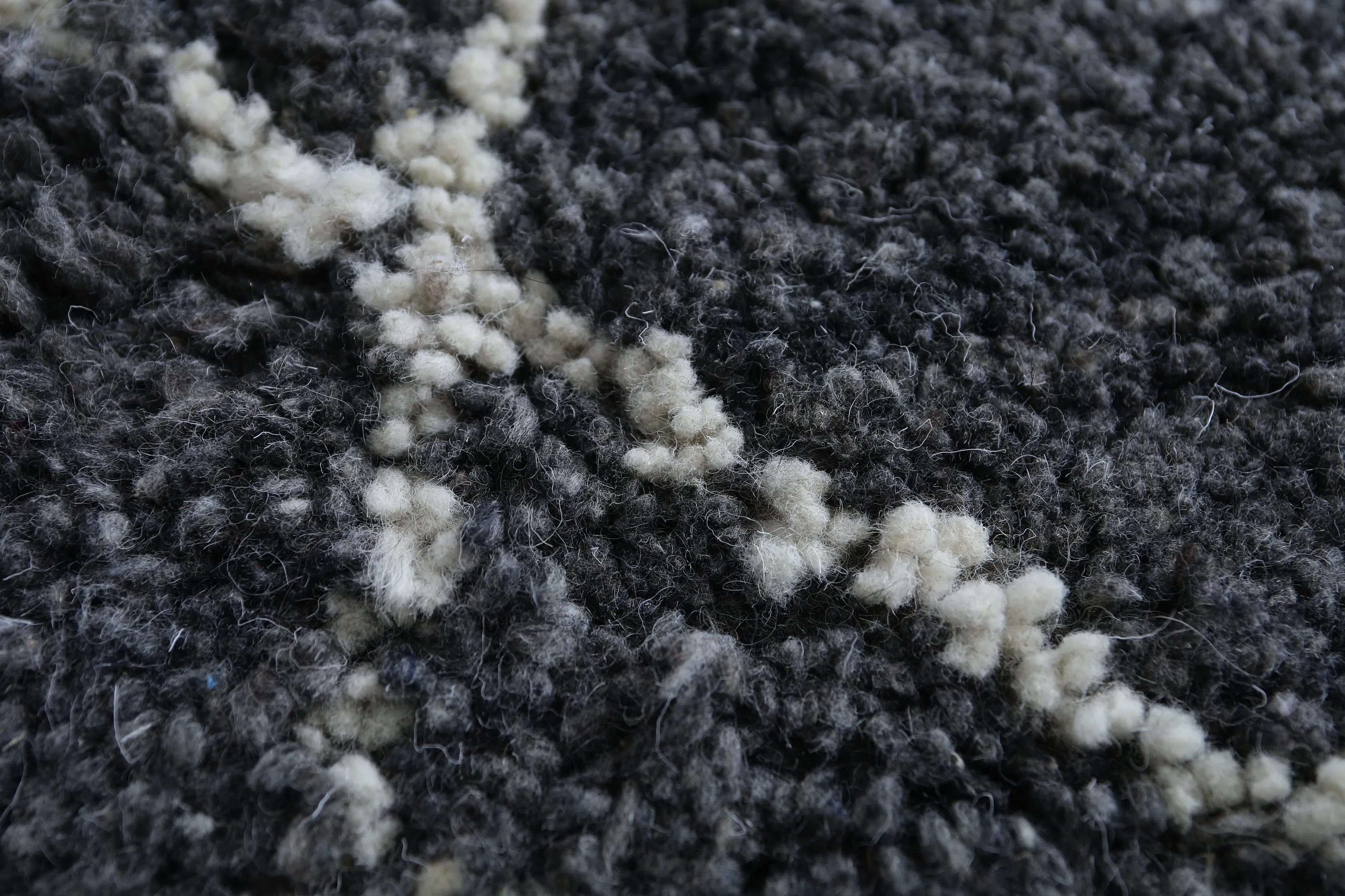 Amazing Moroccan rug - Beni ourain custom size rug