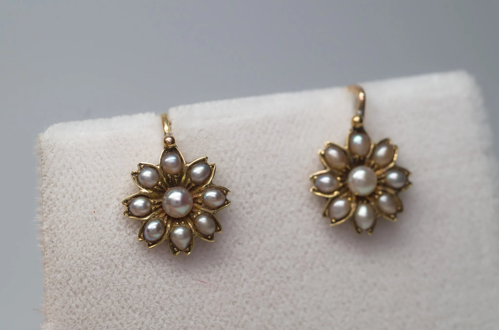ANTIQUE SEED PEARL AND GOLD DIAMOND EARRINGS