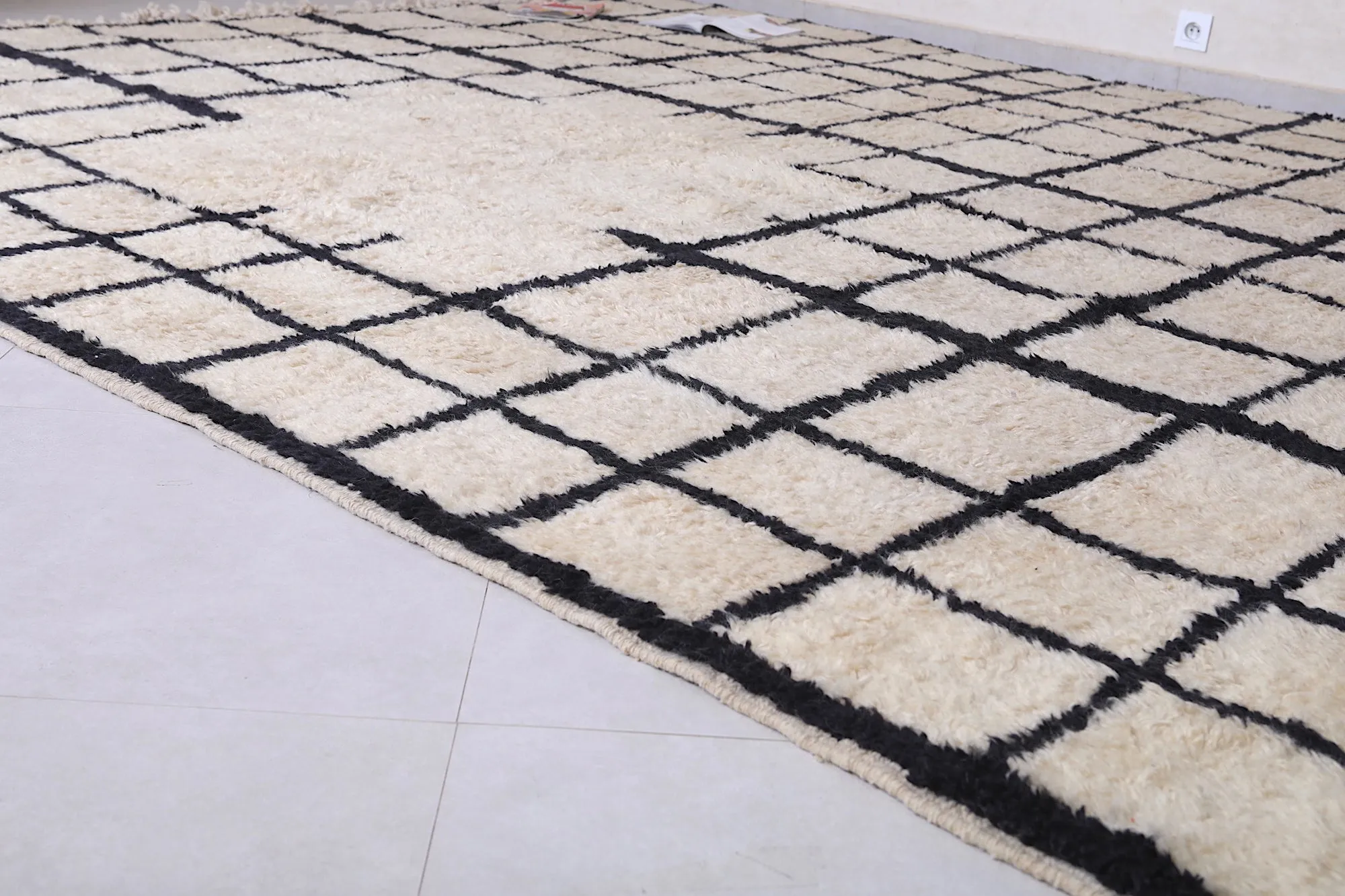 Authentic Moroccan rug - Berber rug - Grid rug