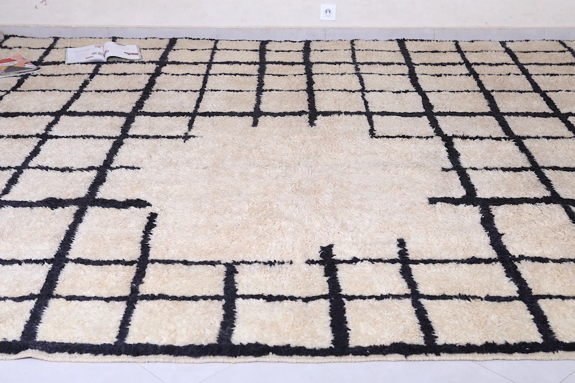 Authentic Moroccan rug - Berber rug - Grid rug