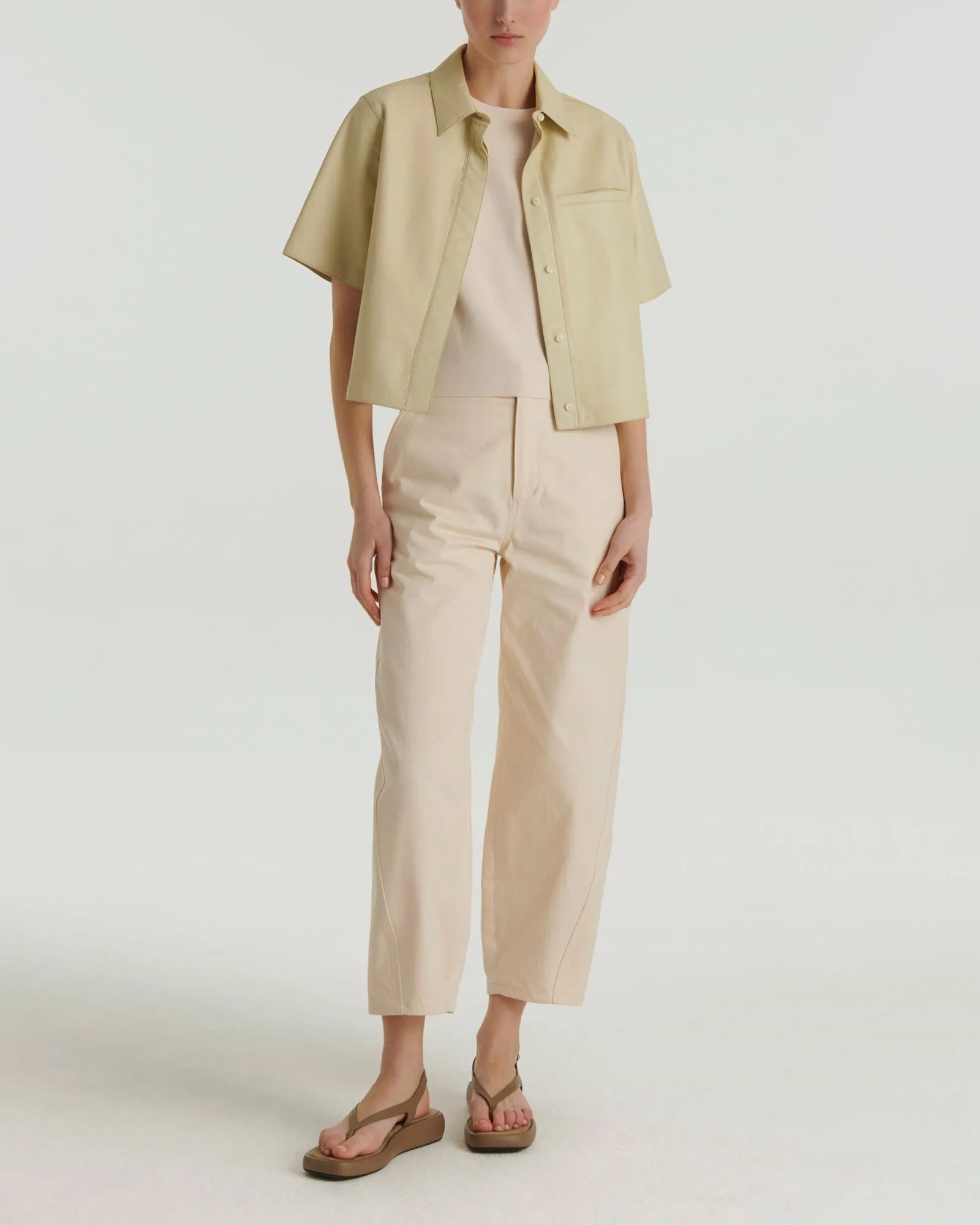 Cropped shirt with short sleeves in leather