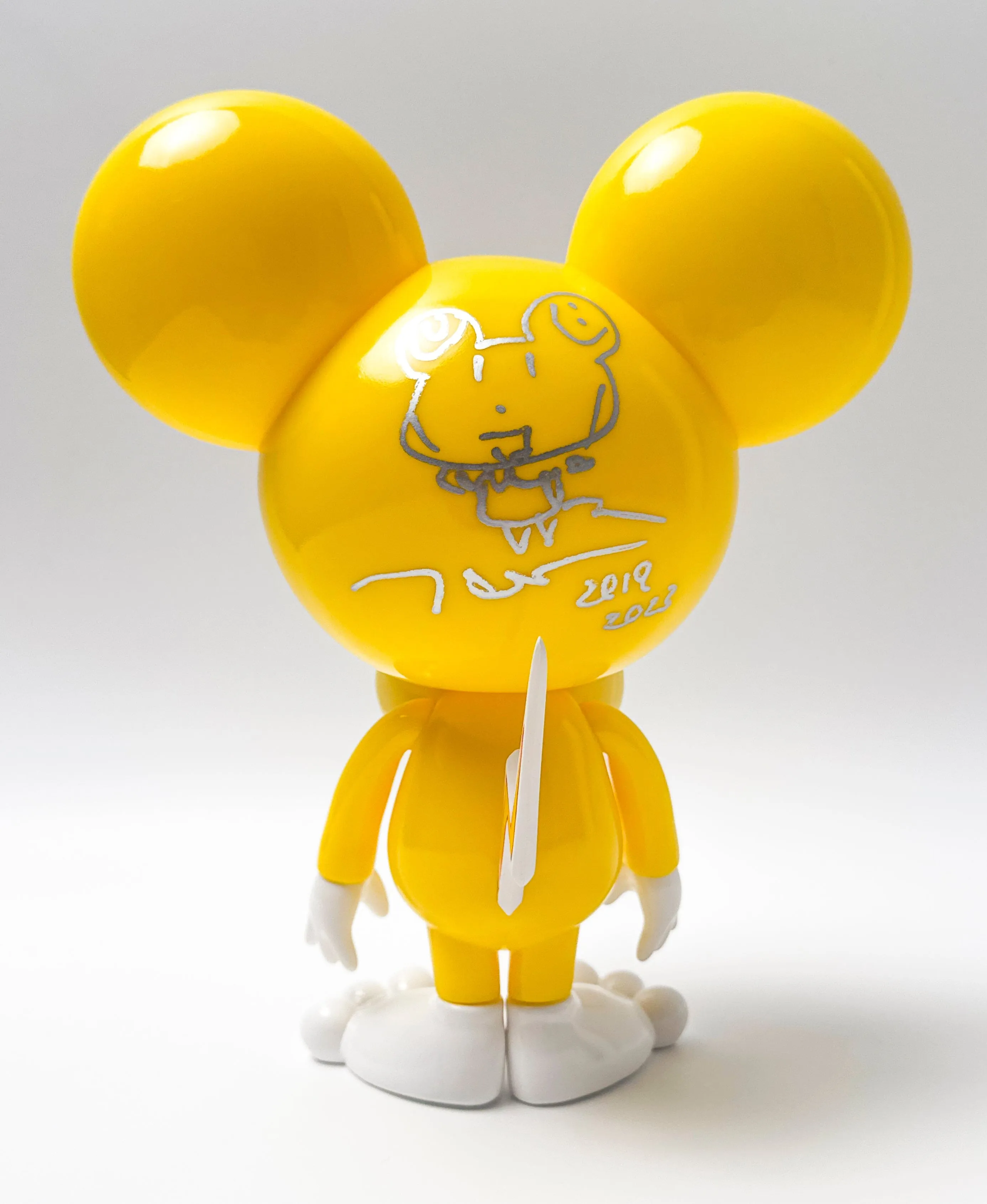 DOB-Kun Yellow Figure Box Set (Hand-embellished   Signed)