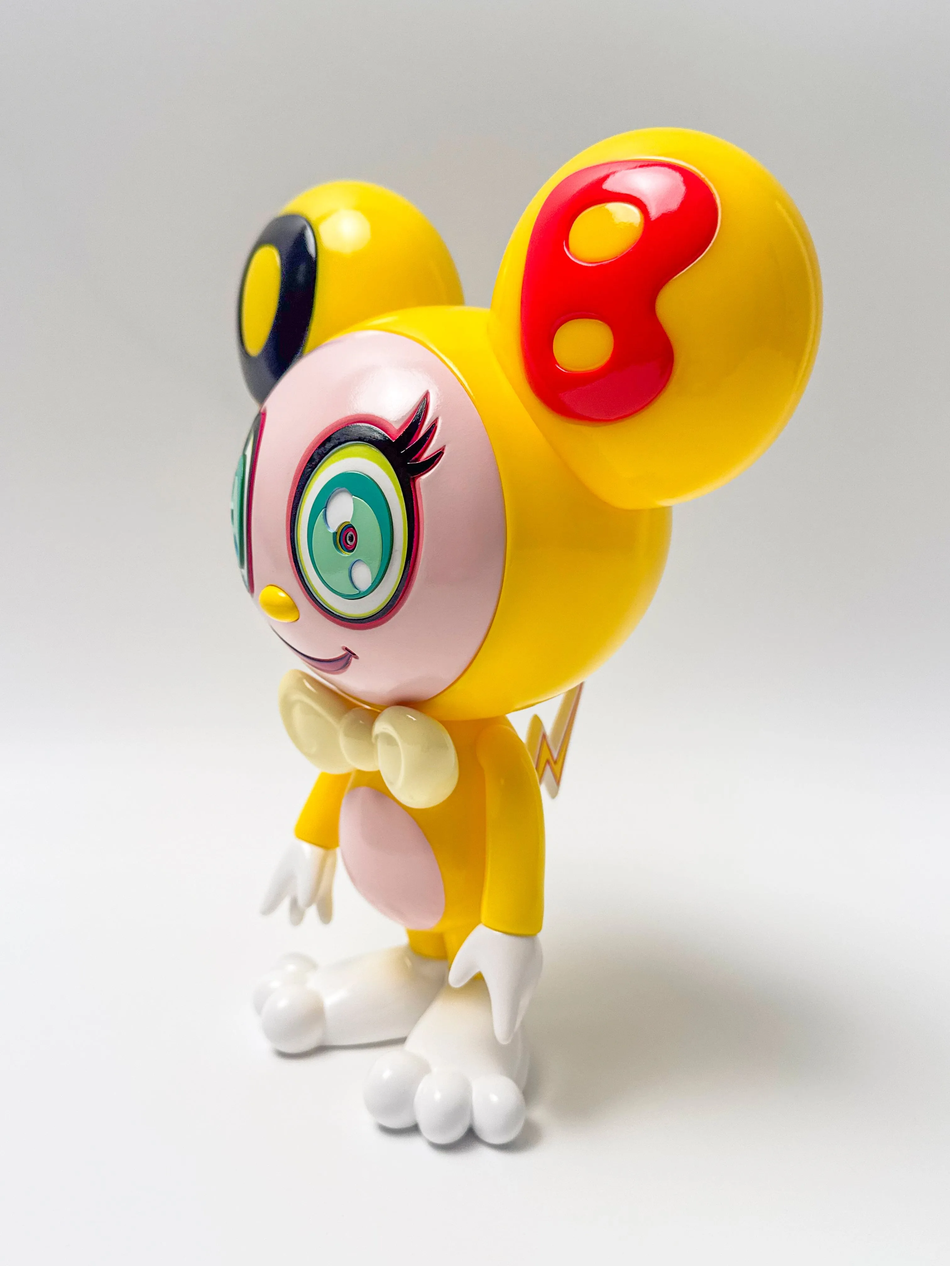 DOB-Kun Yellow Figure Box Set (Hand-embellished   Signed)