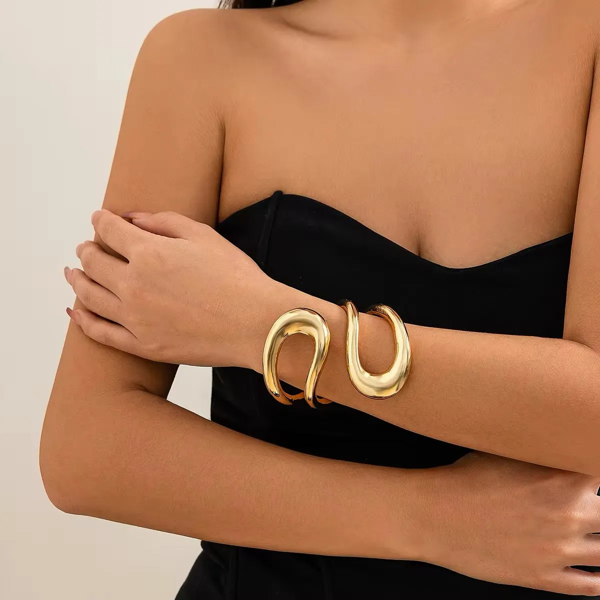 Double Hollowed African Tribal Bracelet