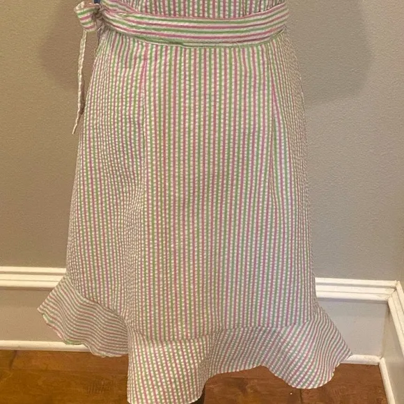 Draper James RSVP Puff Sleeve Wrap Ruffled Pink Green Seersucker M NWT
