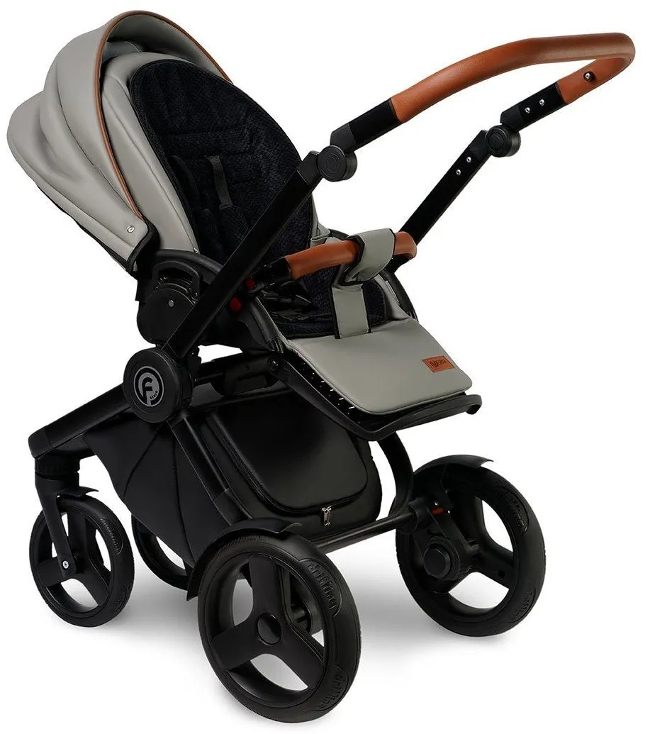 Futuro Stroller 3 in 1 Travel System
