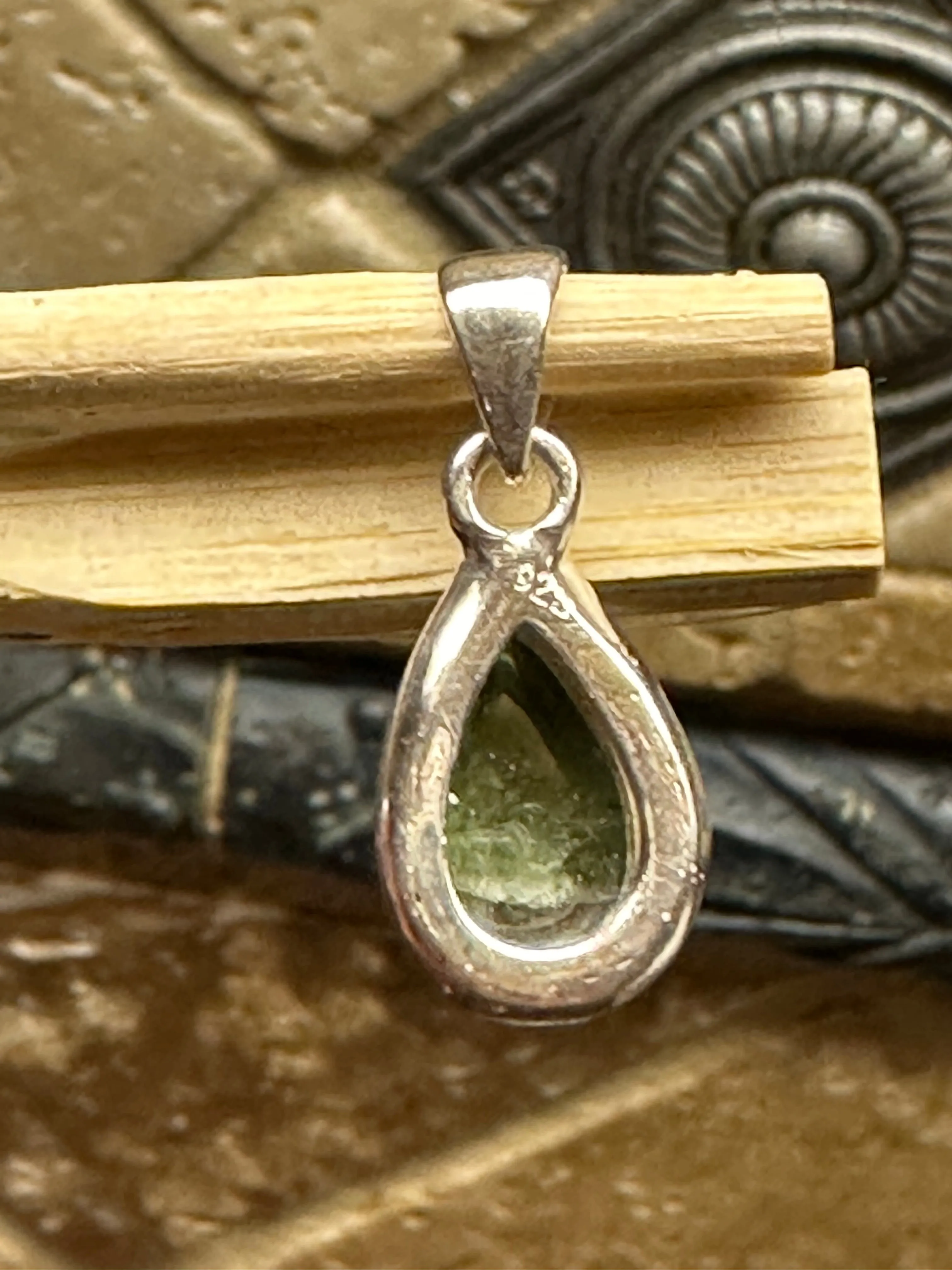 Genuine Green Tourmaline 925 Solid Sterling Silver Pendant 22mm