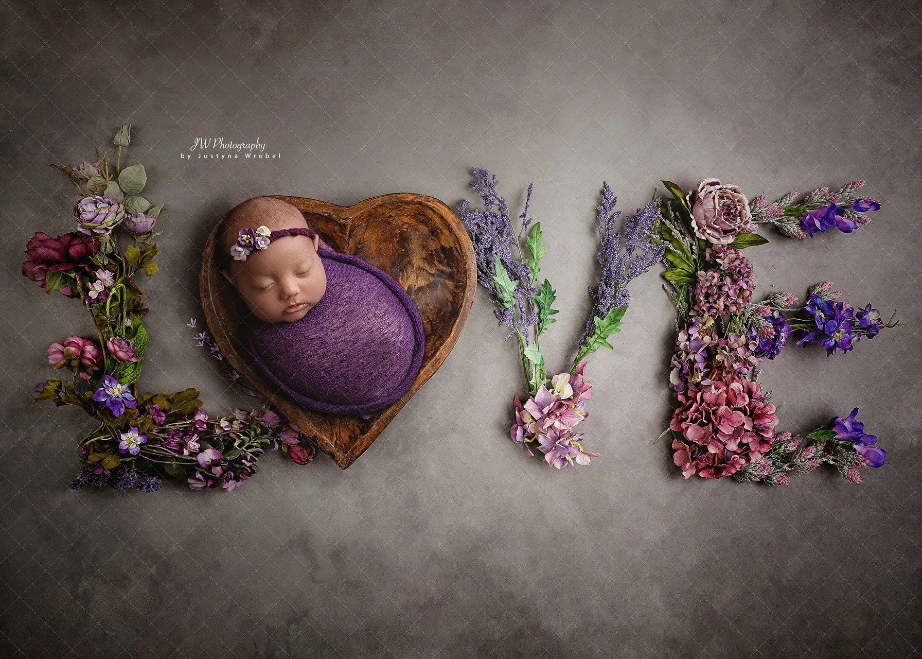 Gray Floral Love (Ana Brandt Digital)