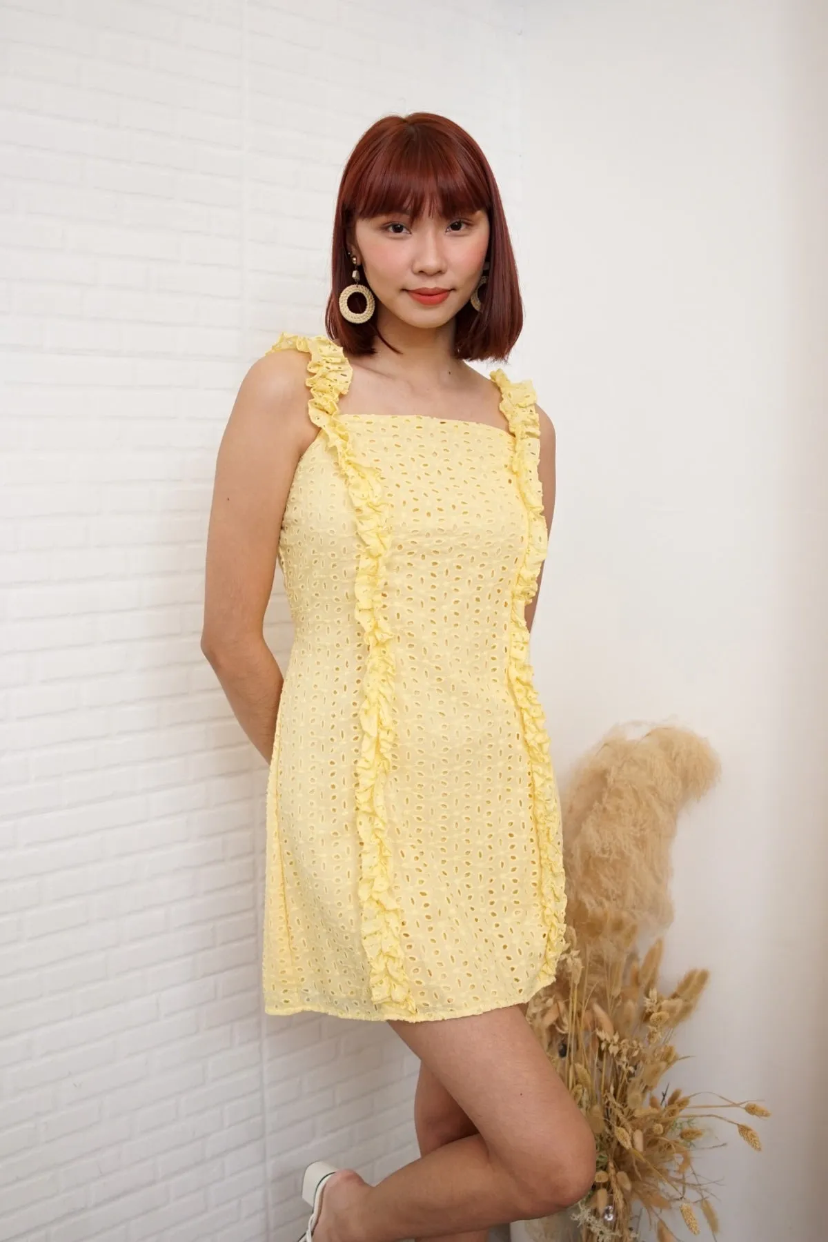 LAINEY Sleeveless Ruffled Eyelet Mini Dress (Yellow)