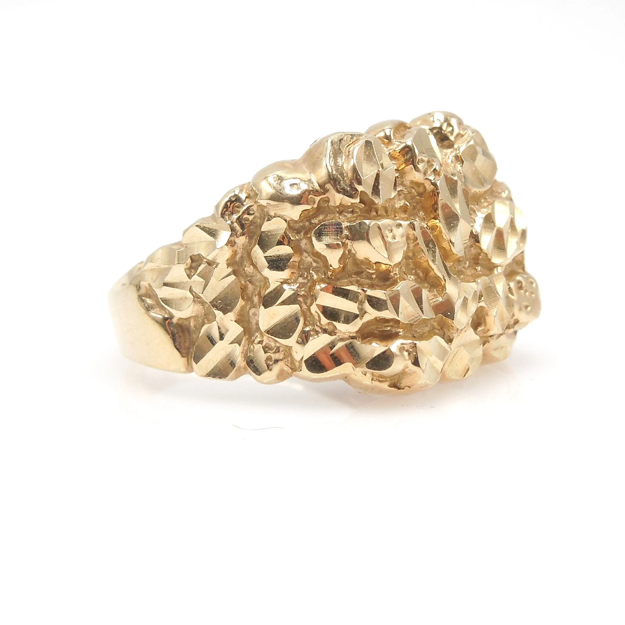Large Gents Nugget Style Yellow Gold Ring - Size 10.5