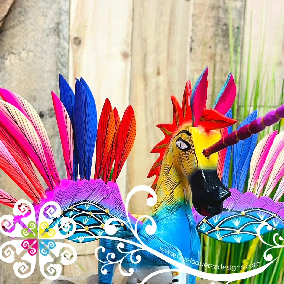 Large Pegasus Alebrije - Handcarve Wood Decoration Figure