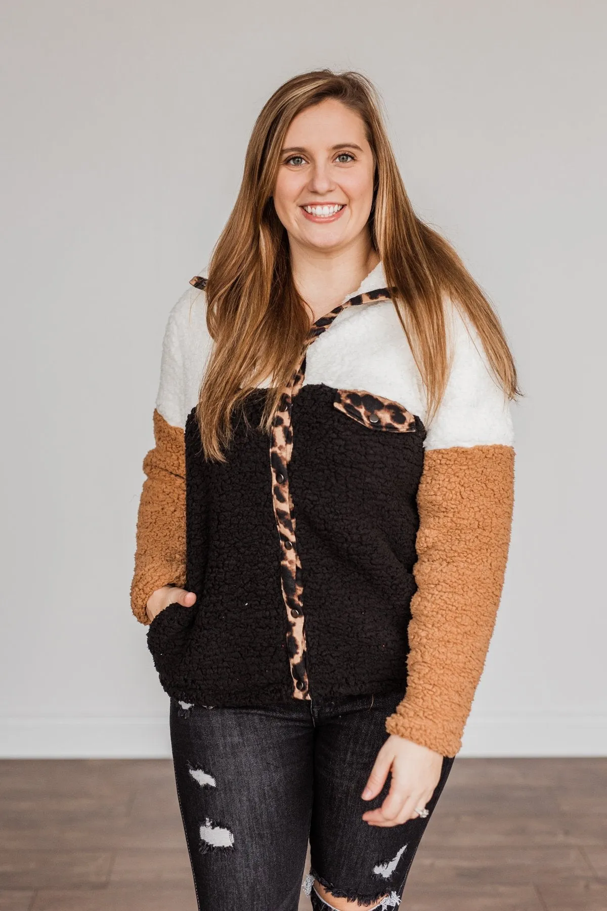Looking Feisty Button Up Sherpa- Ivory & Camel