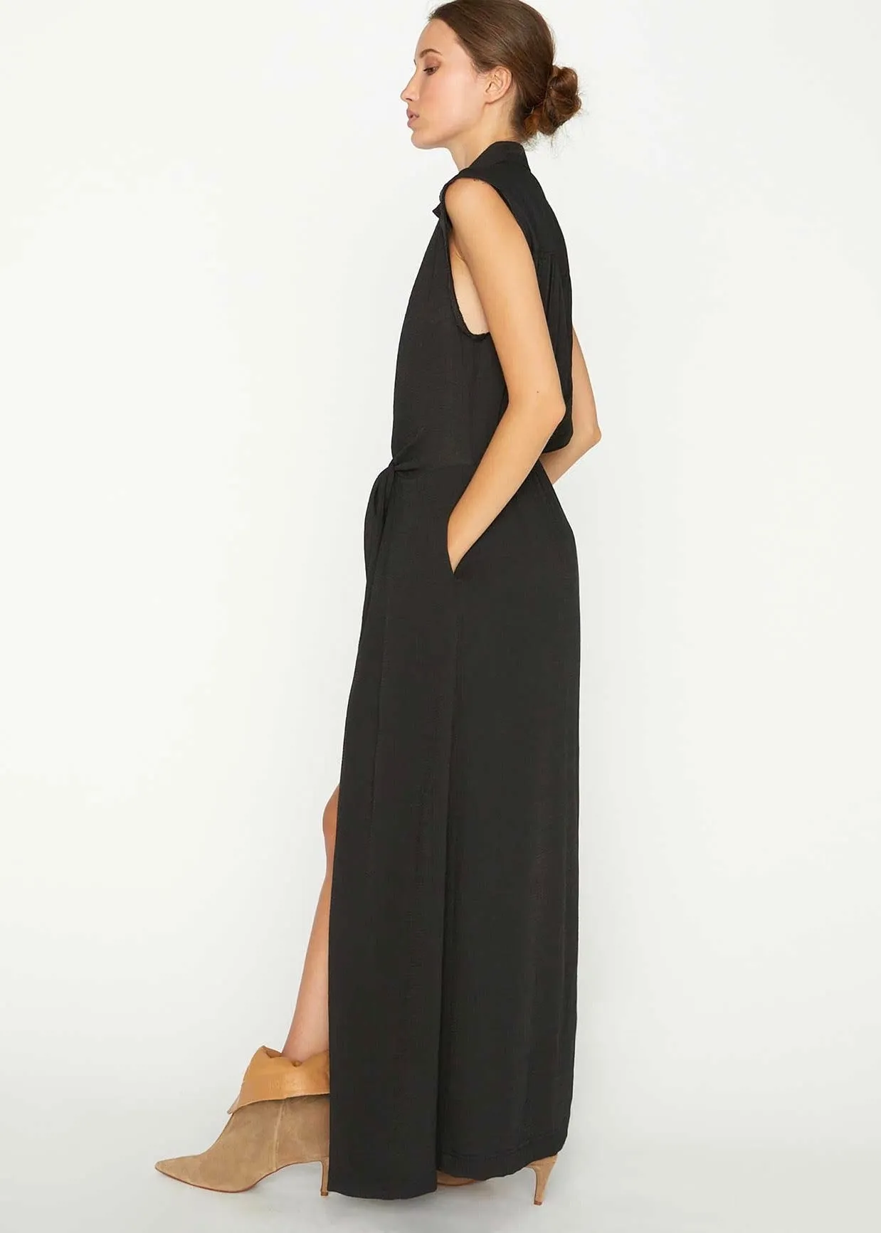 Madsen Sleeveless Maxi Dress (Black Onyx)