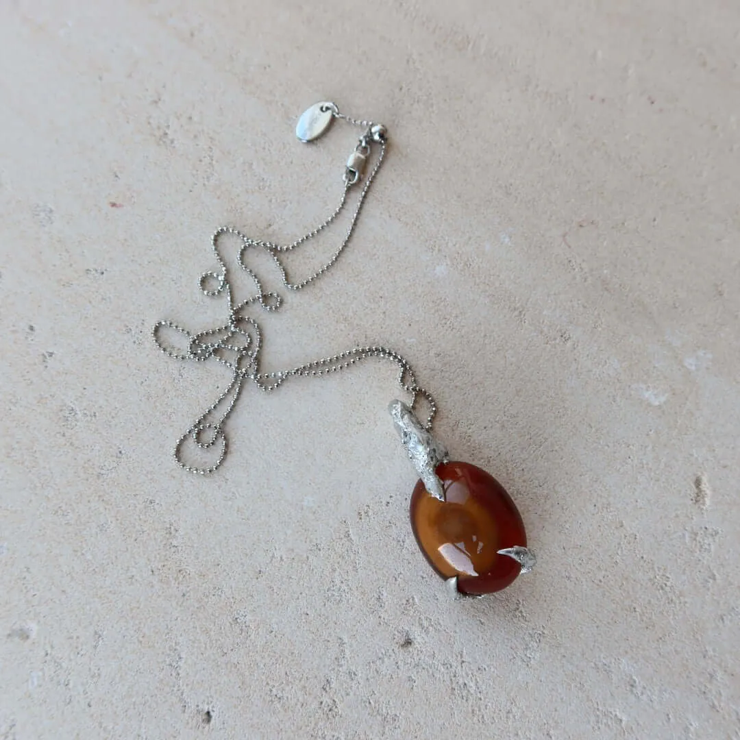MELT - RED AGATE