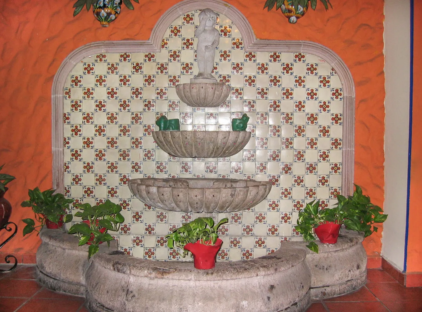 Mexican Talavera Ceramic Decorative Tile: Blue Seville