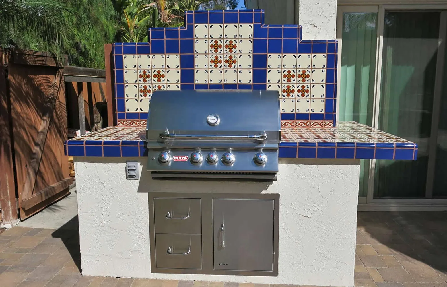 Mexican Talavera Ceramic Decorative Tile: Blue Seville