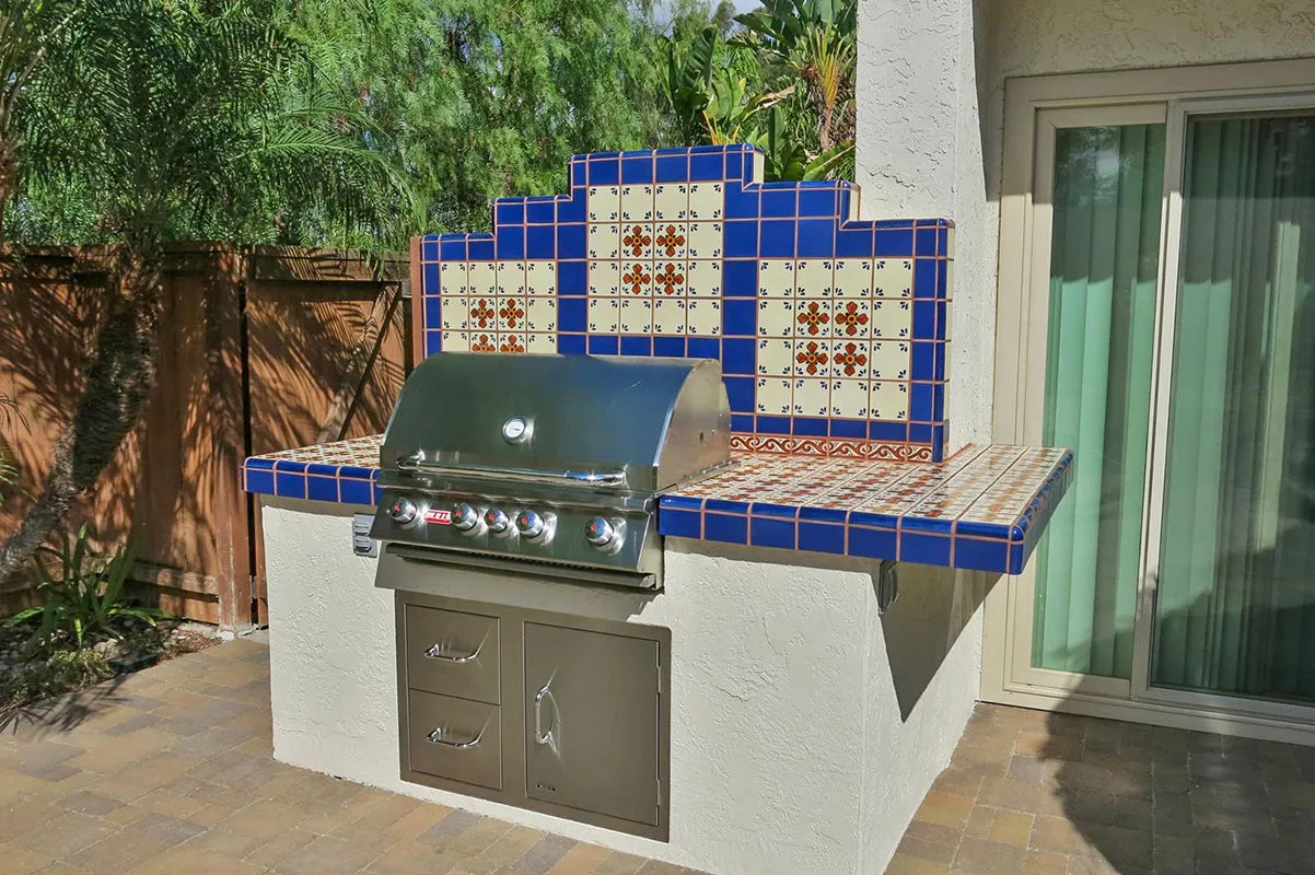 Mexican Talavera Ceramic Decorative Tile: Blue Ville