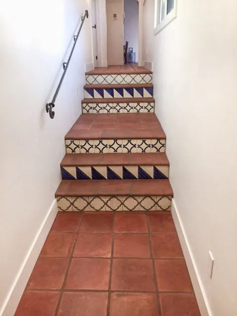 Mexican Talavera Ceramic Decorative Tile:  Provincia