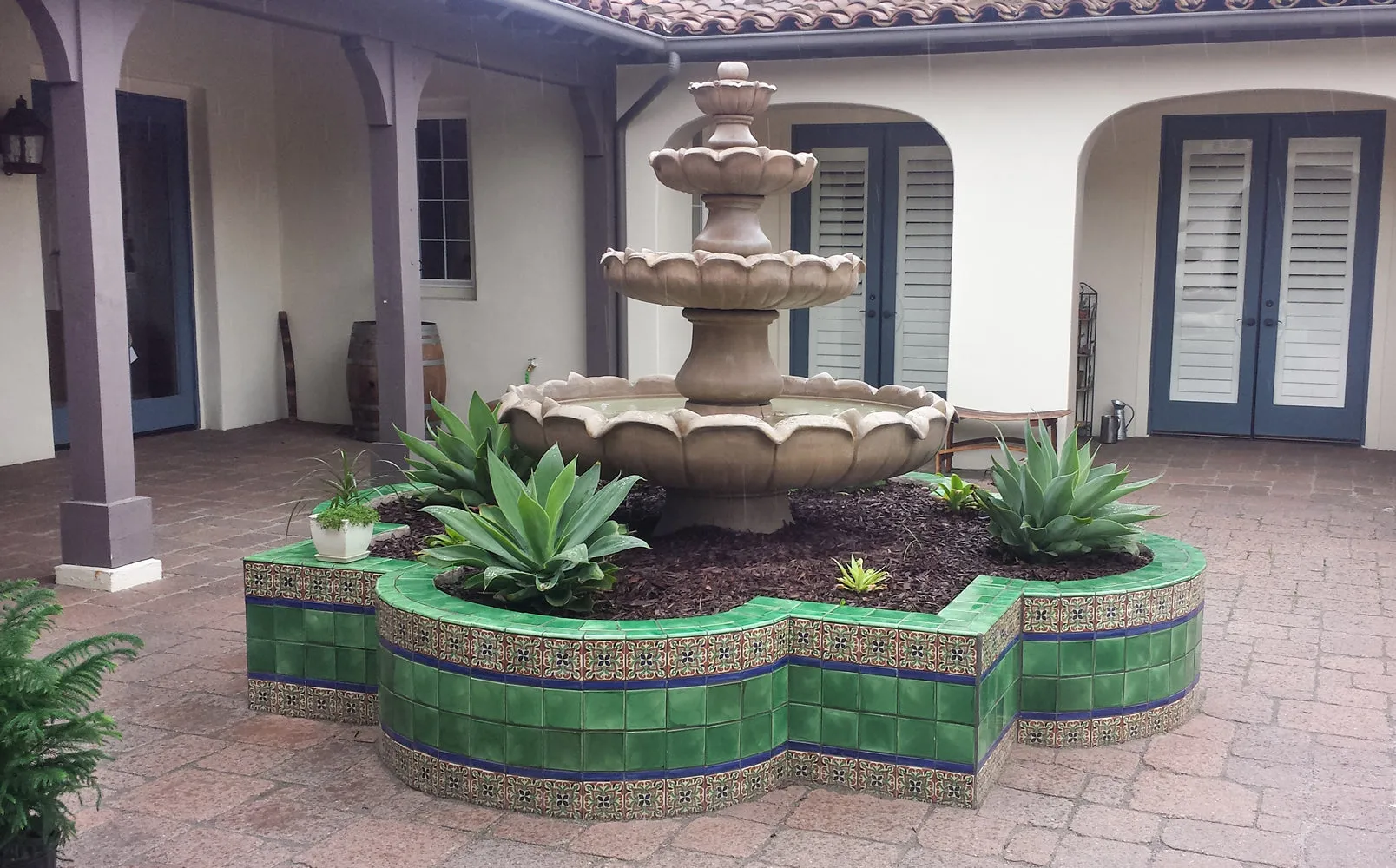 Mexican Talavera Ceramic Solid Tile: Verde Hoja