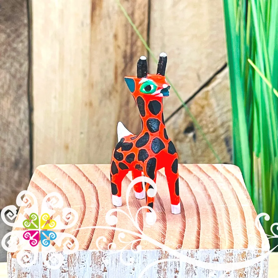 Mini Giraffe Alebrije Handcarve Wood Decoration Figure