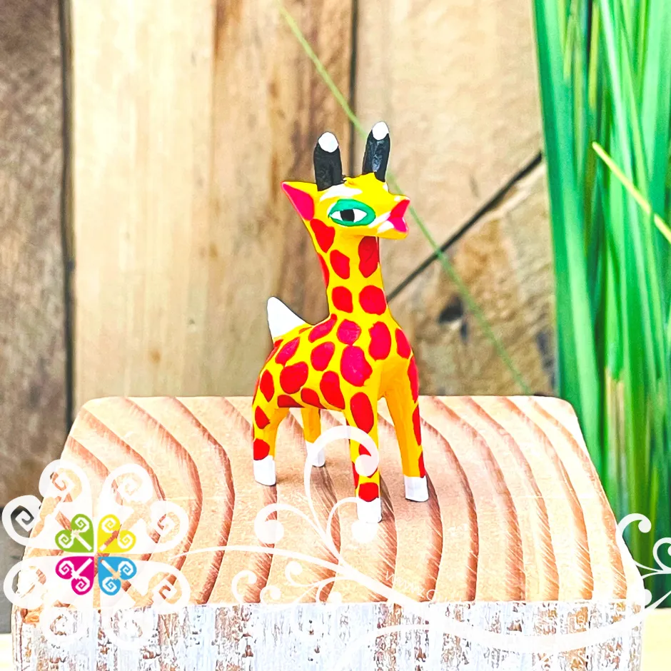 Mini Giraffe Alebrije Handcarve Wood Decoration Figure