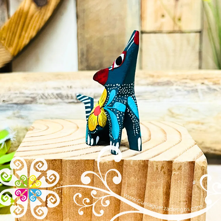 Mini Wolf Alebrije Handcarve Wood Decoration Figure