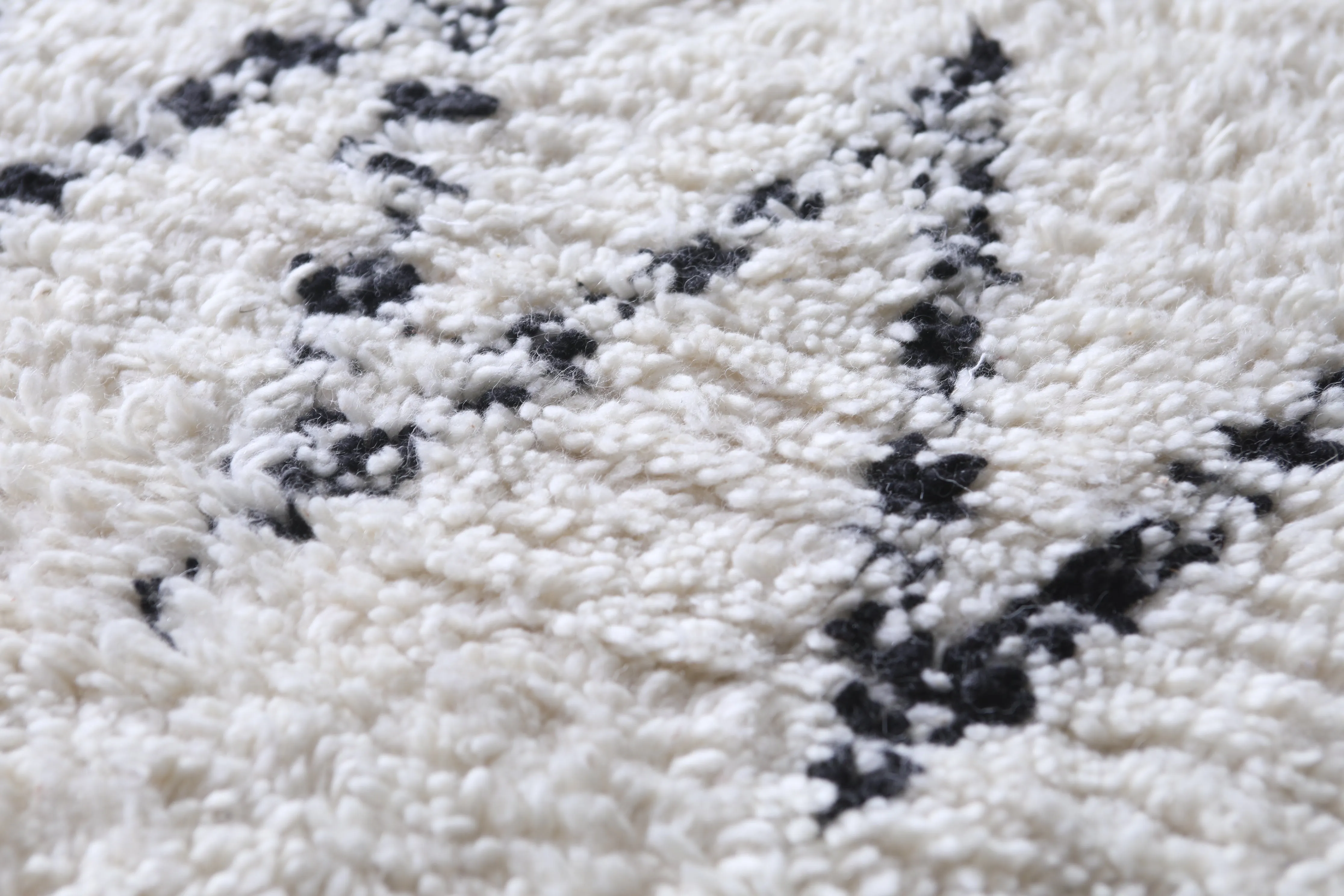 Moroccan rug - Custom rug - Azilal carpet
