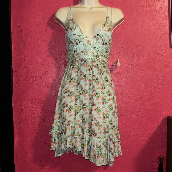 NWT Free People. Adela mini slip dress. Sz XS.