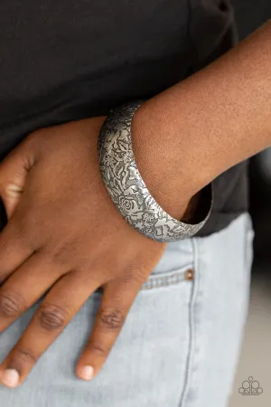 Paparazzi - Garden Villa - Silver Bracelet