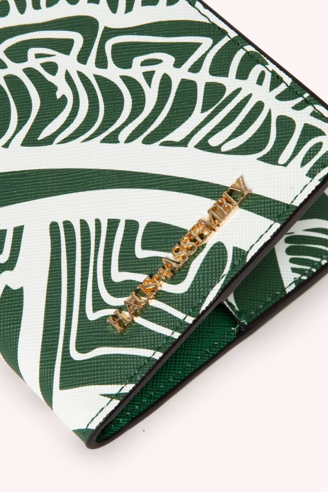PASSPORT COVER- EMERALD GREEN BANANA LEAVES