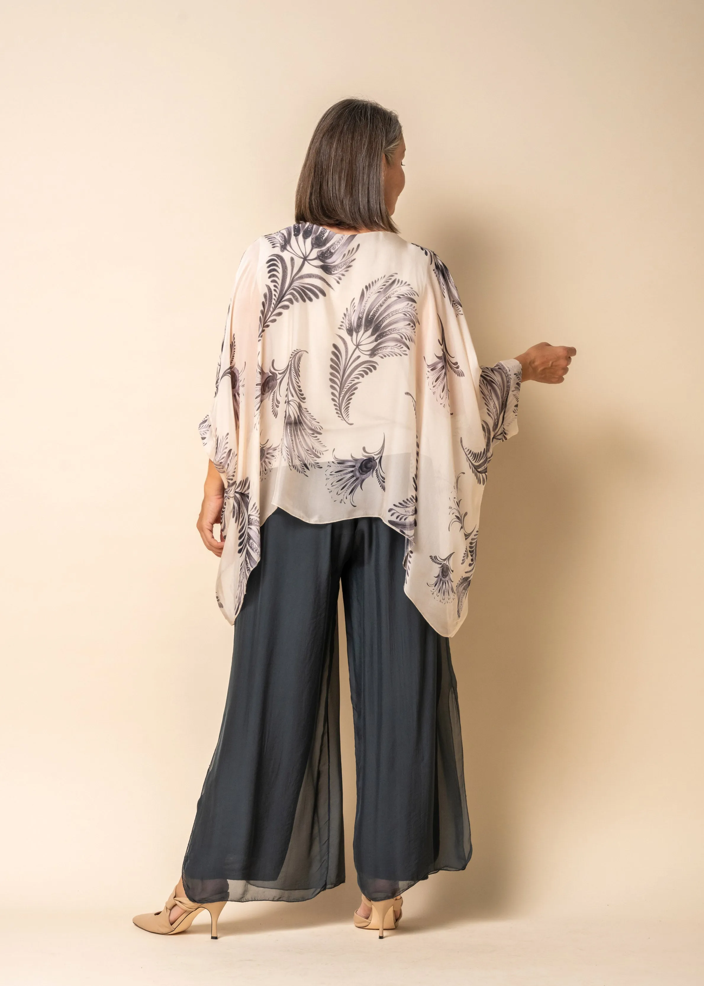 Roszi Silk Top in Latte