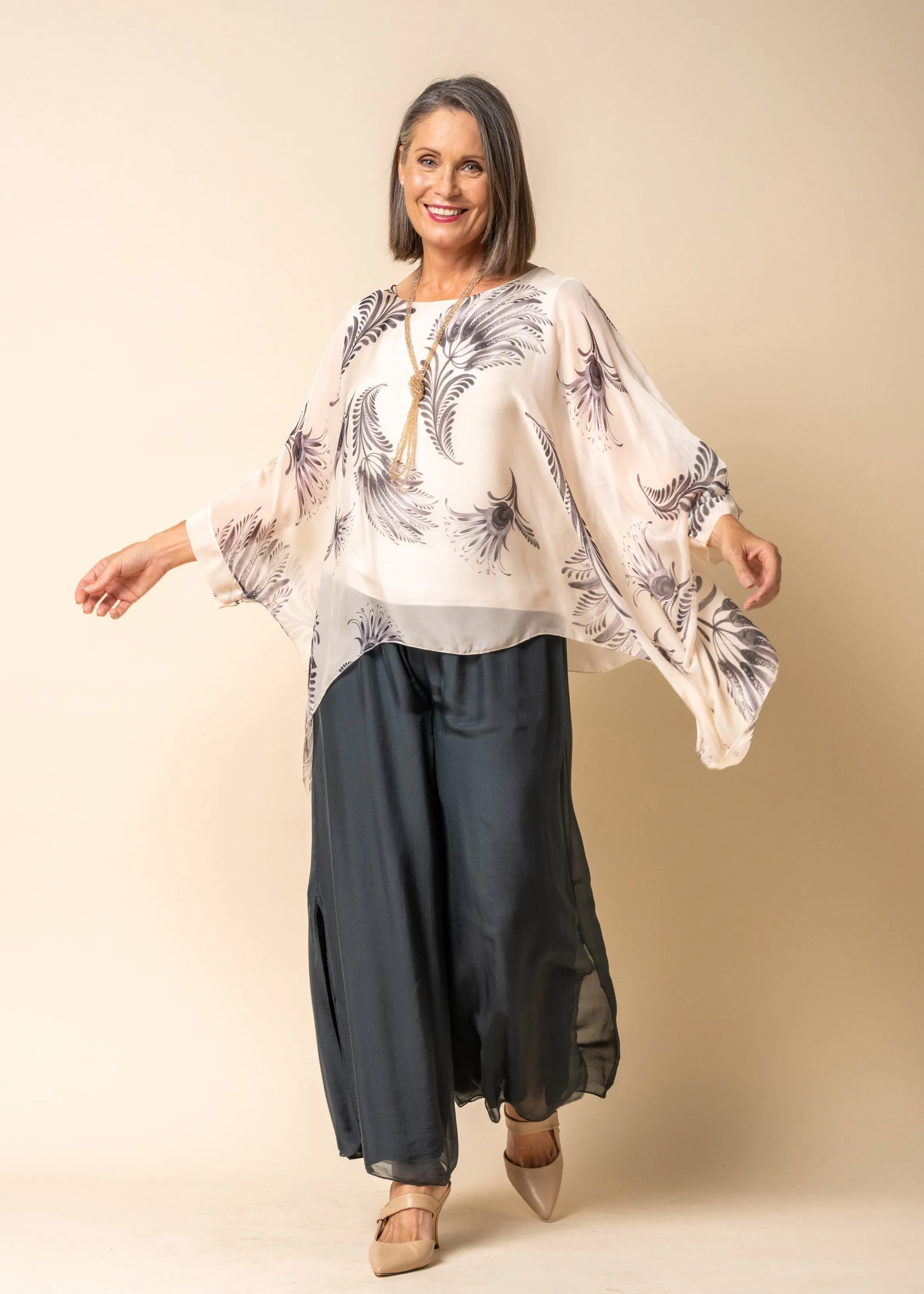 Roszi Silk Top in Latte