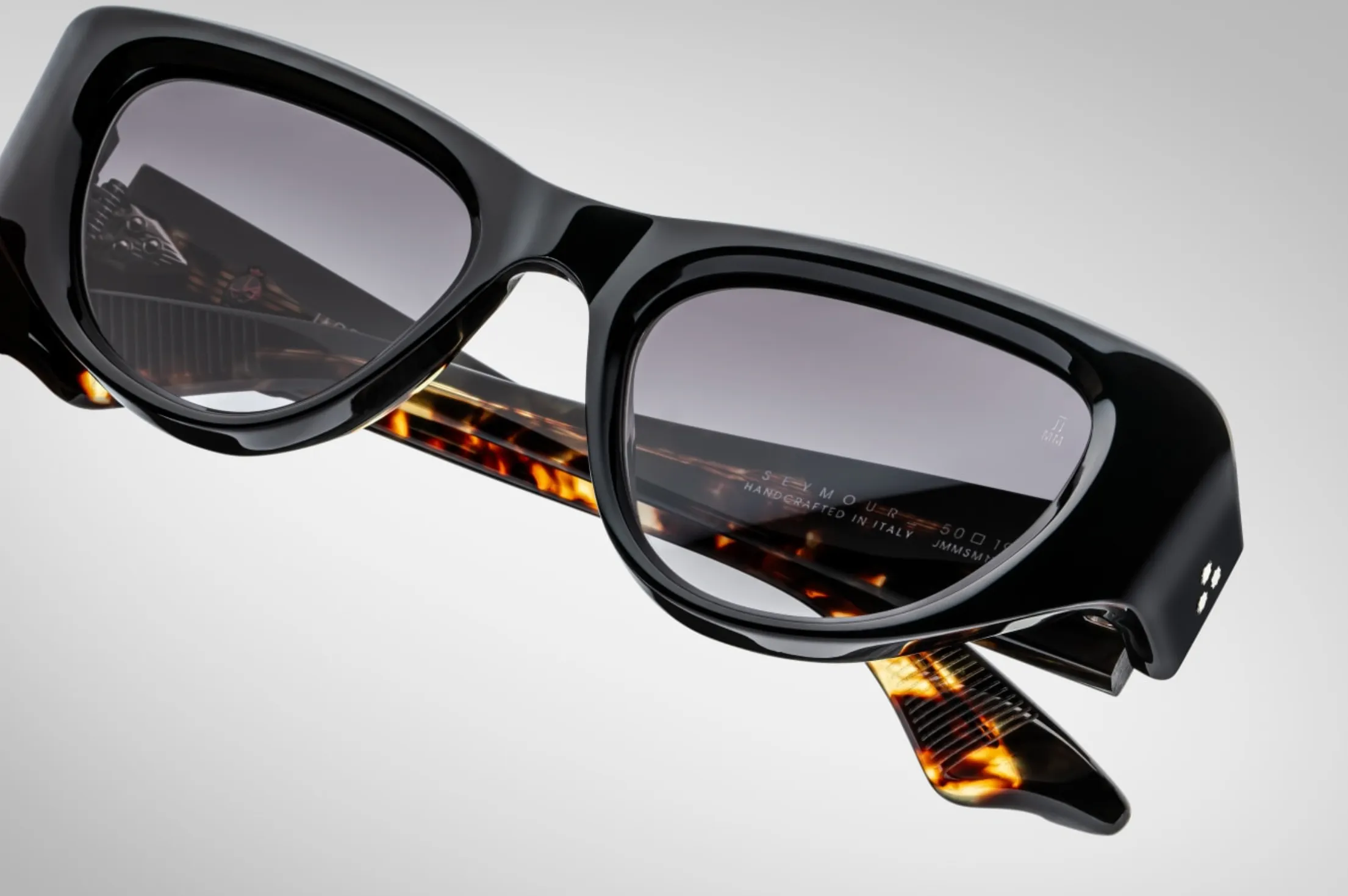 SEYMOUR-Noir 11 / Jet Gradient / Silver