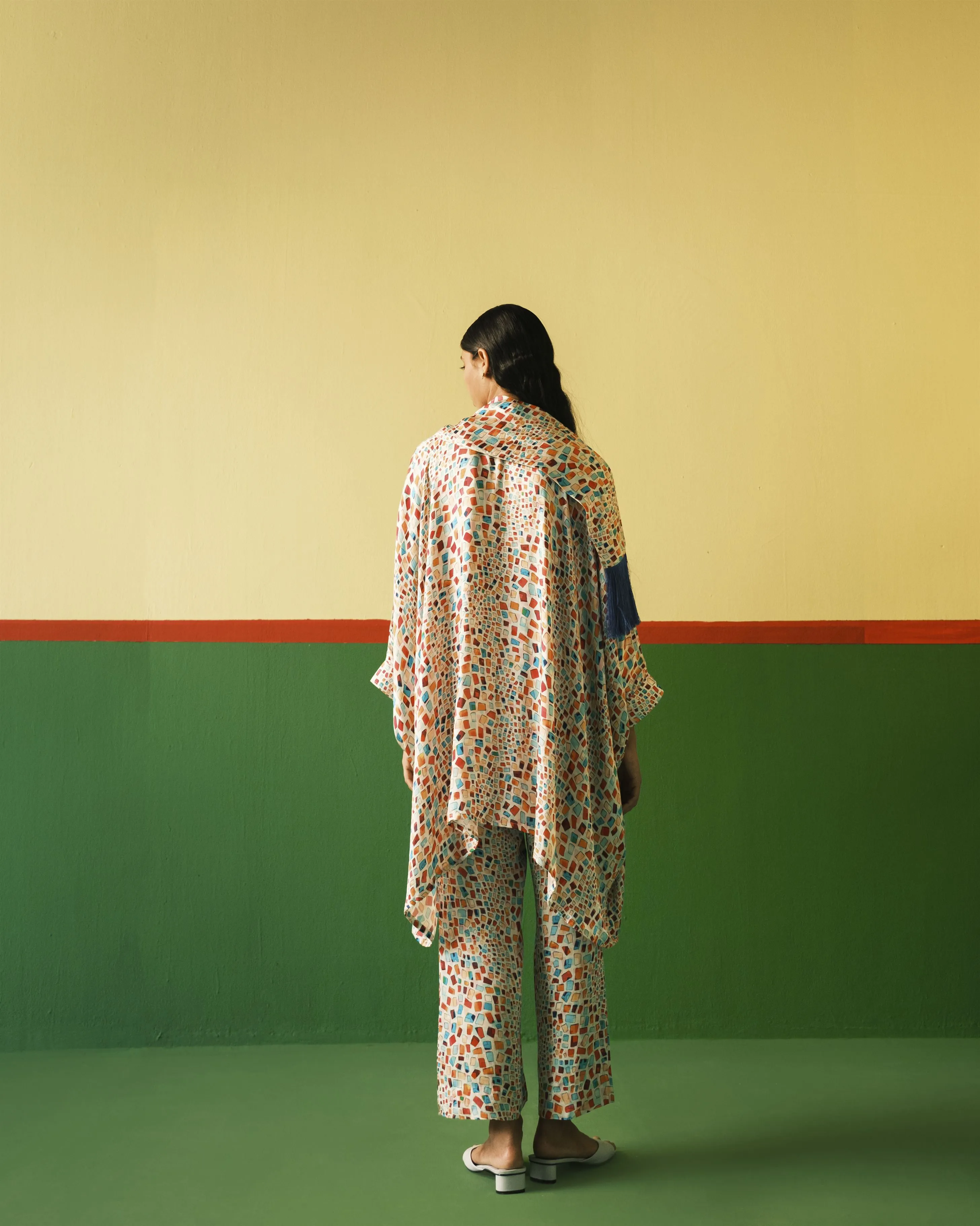 Studio Rigu   I   Crystal Kimono Shirt Digitally Printed Vegan Silk Crystal Digital Print Srch049