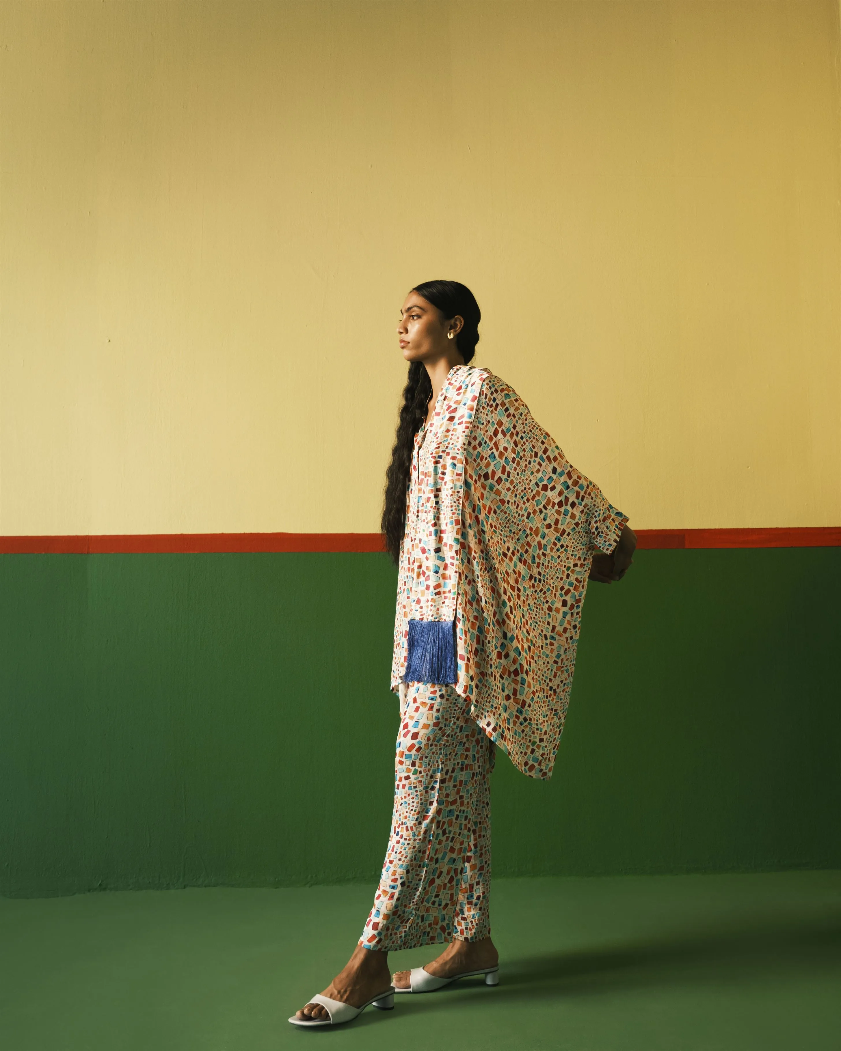 Studio Rigu   I   Crystal Kimono Shirt Digitally Printed Vegan Silk Crystal Digital Print Srch049