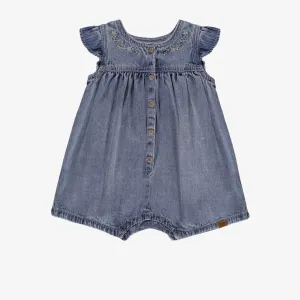 Une-pièce bleu en denim avec broderies, bébé || Blue denim one-piece with embroidery, baby