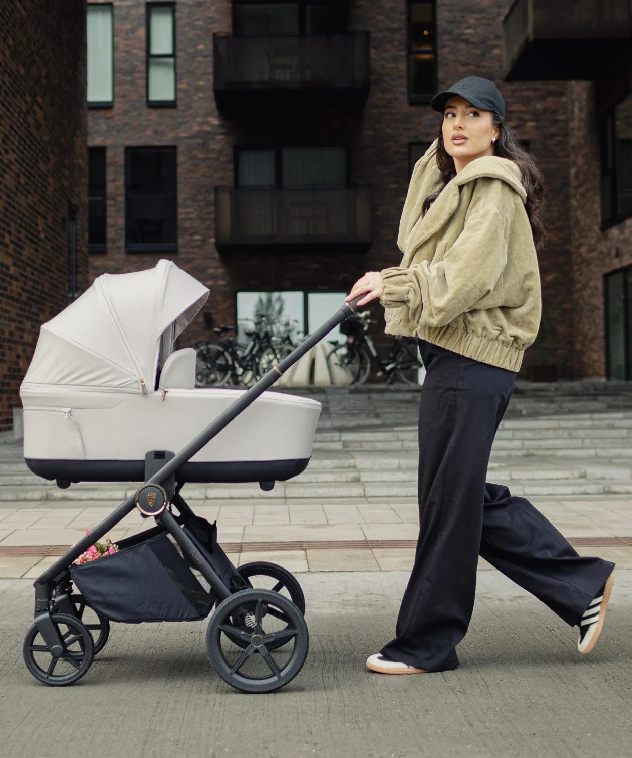 Venicci Claro 3in1 (Cabriofix i-Size) Travel System - Vanilla