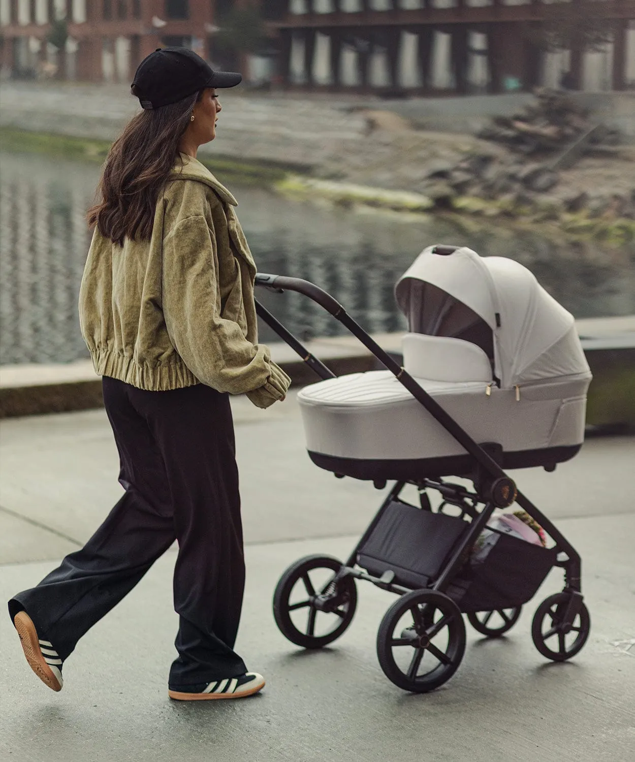 Venicci Claro 4in1 (Cloud T) Travel System - Vanilla