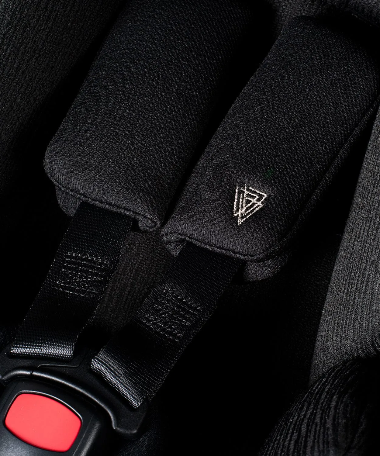 Venicci Cosmo Car Seat - All Black