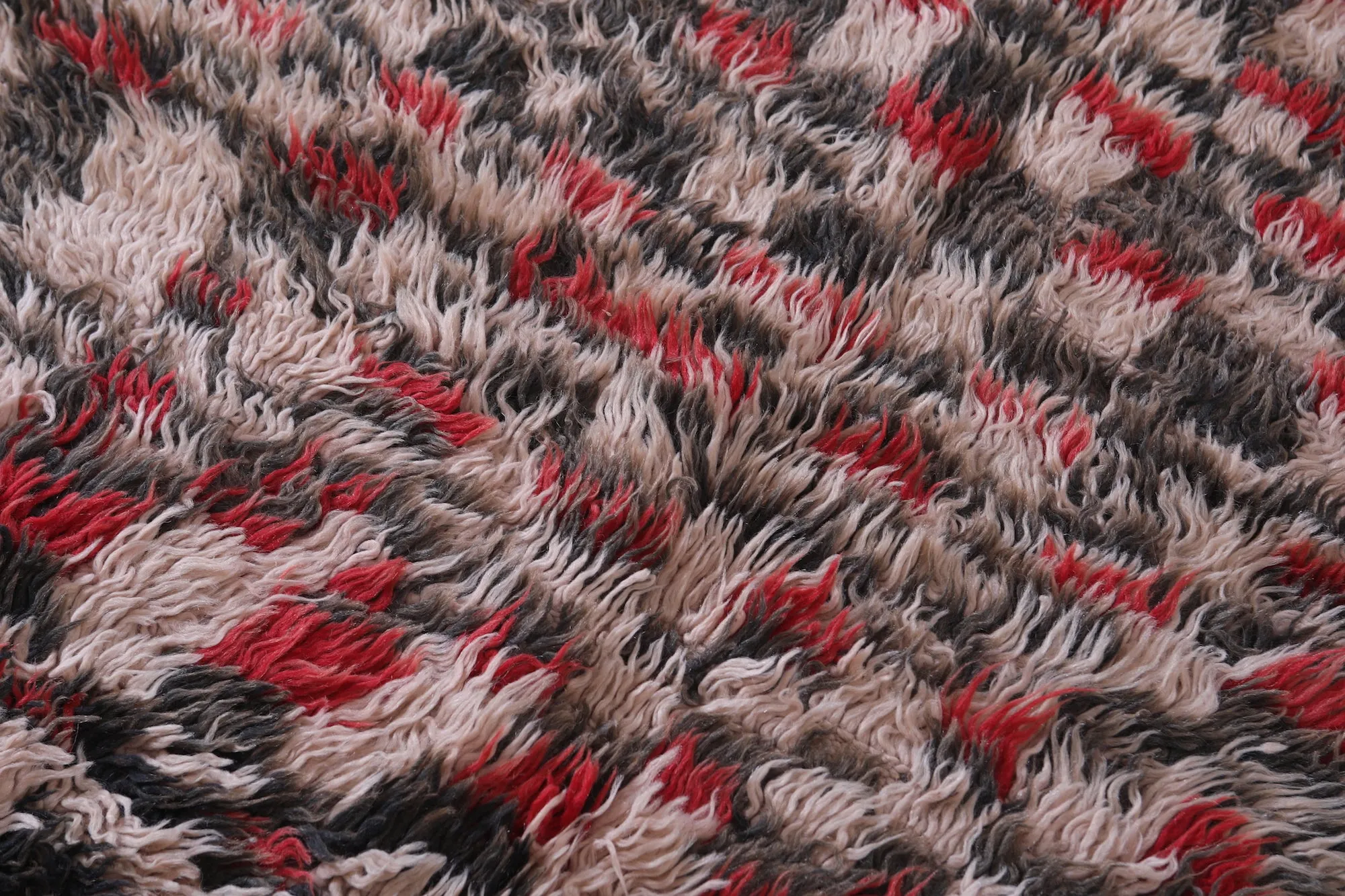 Vintage Handmade Berber Rug - Moroccan Beauty 4.1 X 8.3 FT