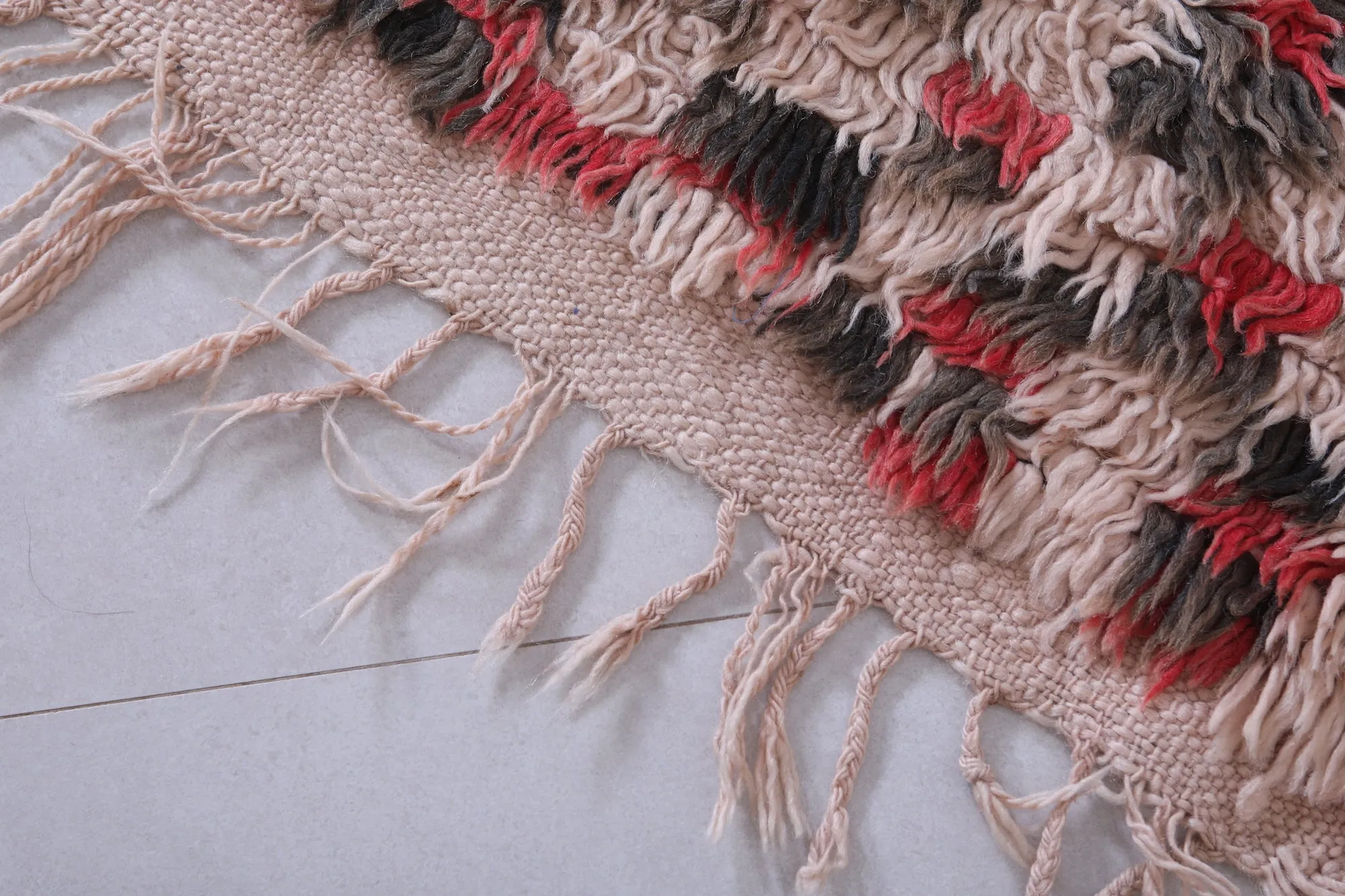 Vintage Handmade Berber Rug - Moroccan Beauty 4.1 X 8.3 FT