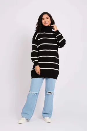 Women Pullover Short High Neck  Black/White